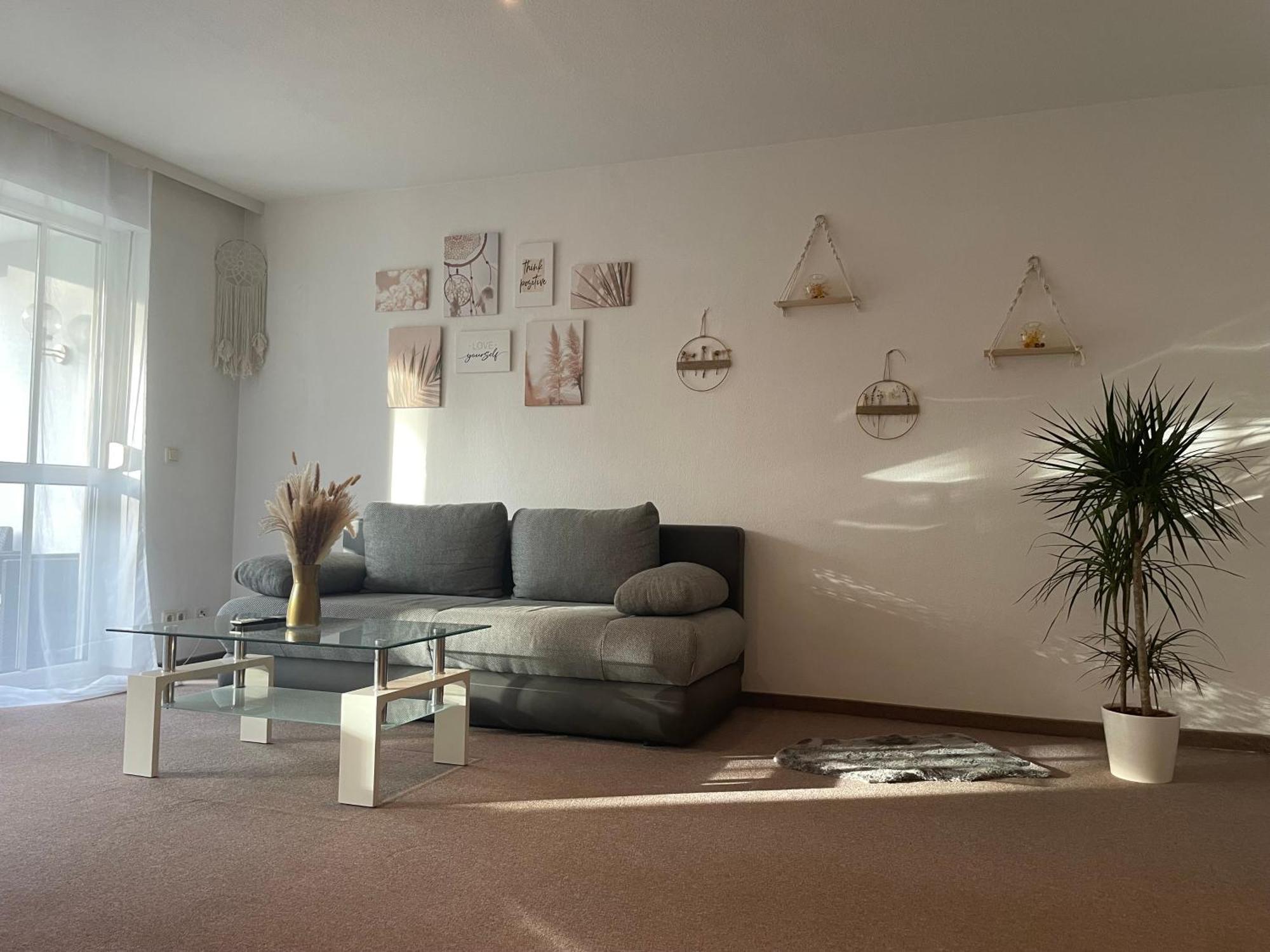 Kingsize Bett Boho Apartment Mit Tiefgarage Naehe Salzburg Freilassing Buitenkant foto